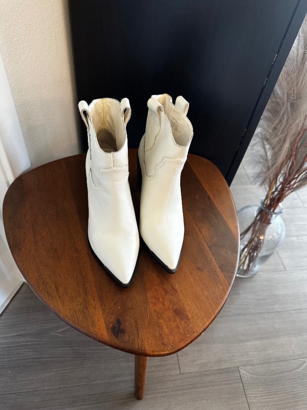 Steve Madden western style boots